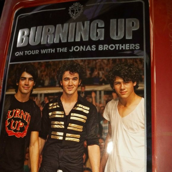 Burning Up on Tour with The Jonas Brothers Book - Picture 1 of 4